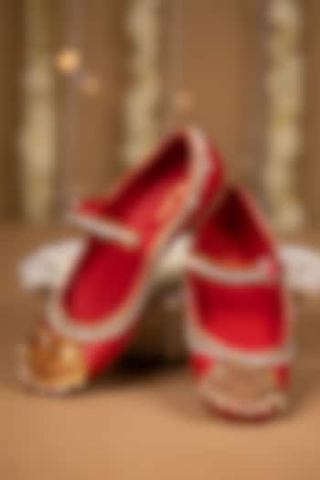 Red Modal Satin Bead Embroidered Juttis by 5 Elements at Pernia's Pop Up Shop