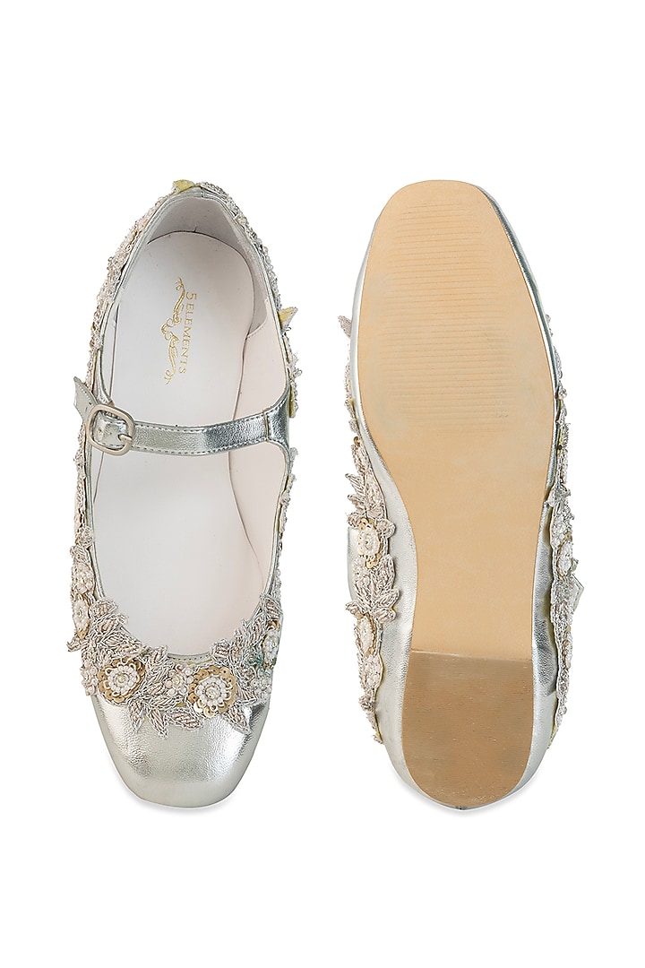 Silver Modal Satin Pearl Hand Embroidered Juttis by 5 Elements at Pernia's Pop Up Shop