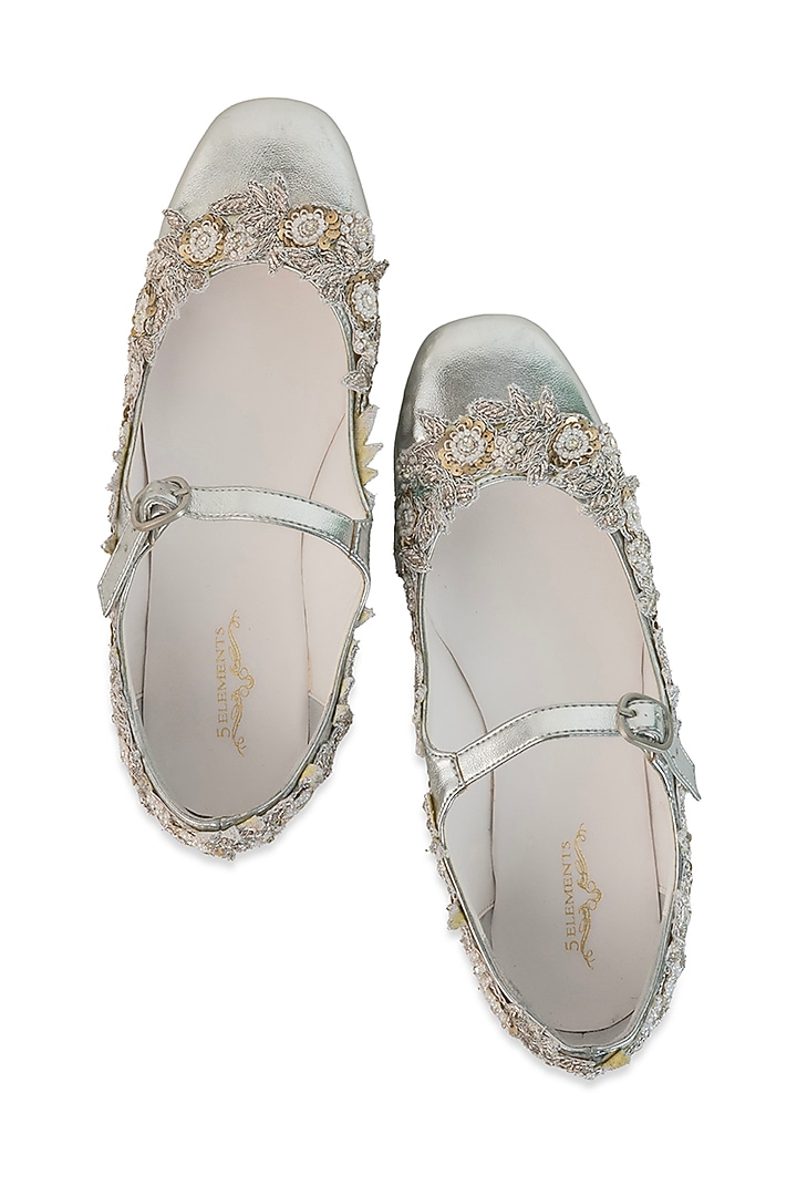 Silver Modal Satin Pearl Hand Embroidered Juttis by 5 Elements at Pernia's Pop Up Shop