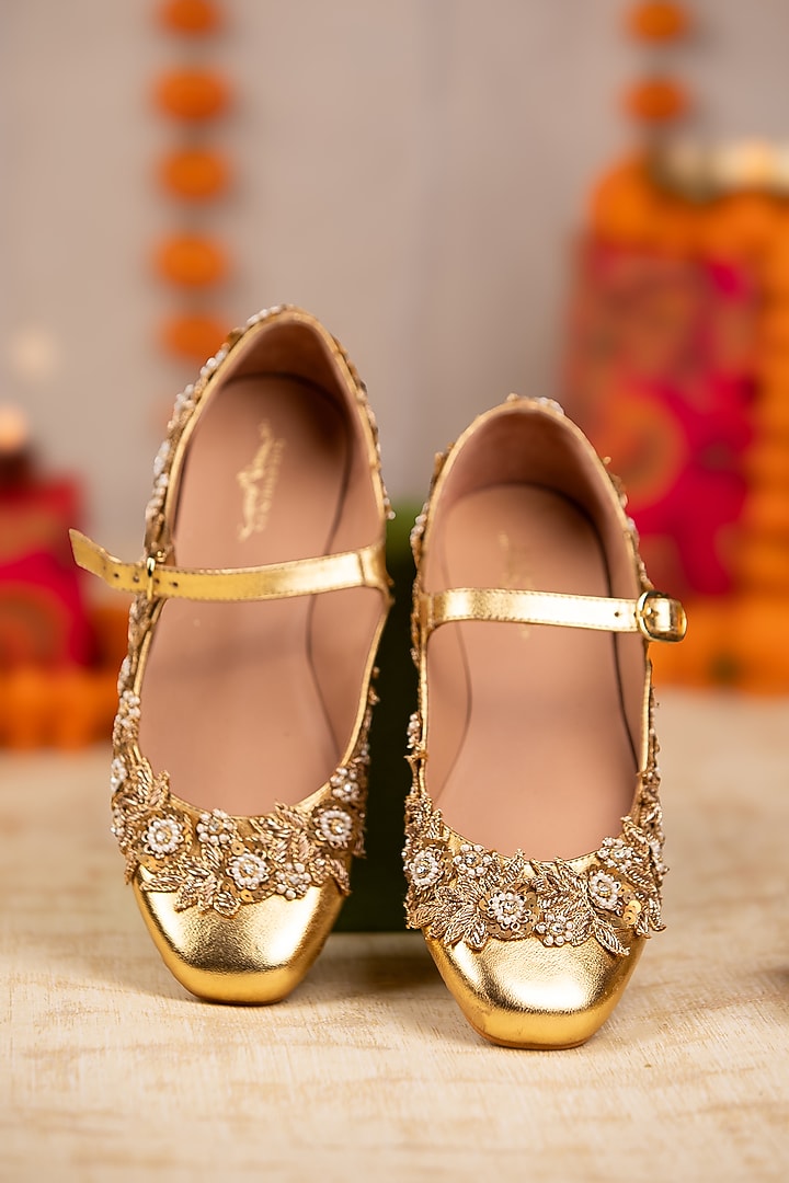 Gold Leatherette Sequin Embroidered Juttis by 5 Elements at Pernia's Pop Up Shop
