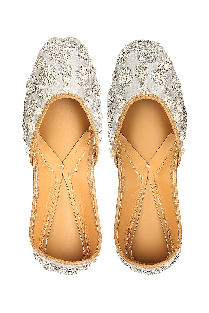 Silver Bead Embroidered Juttis by 5 Elements at Pernia's Pop Up Shop