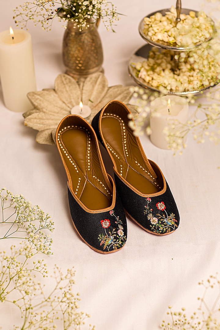 Purple Leatherette Floral Embroidered Juttis by 5 Elements at Pernia's Pop Up Shop