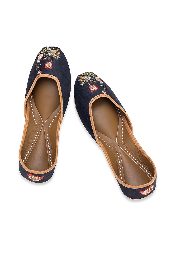 Purple Leatherette Floral Embroidered Juttis by 5 Elements at Pernia's Pop Up Shop