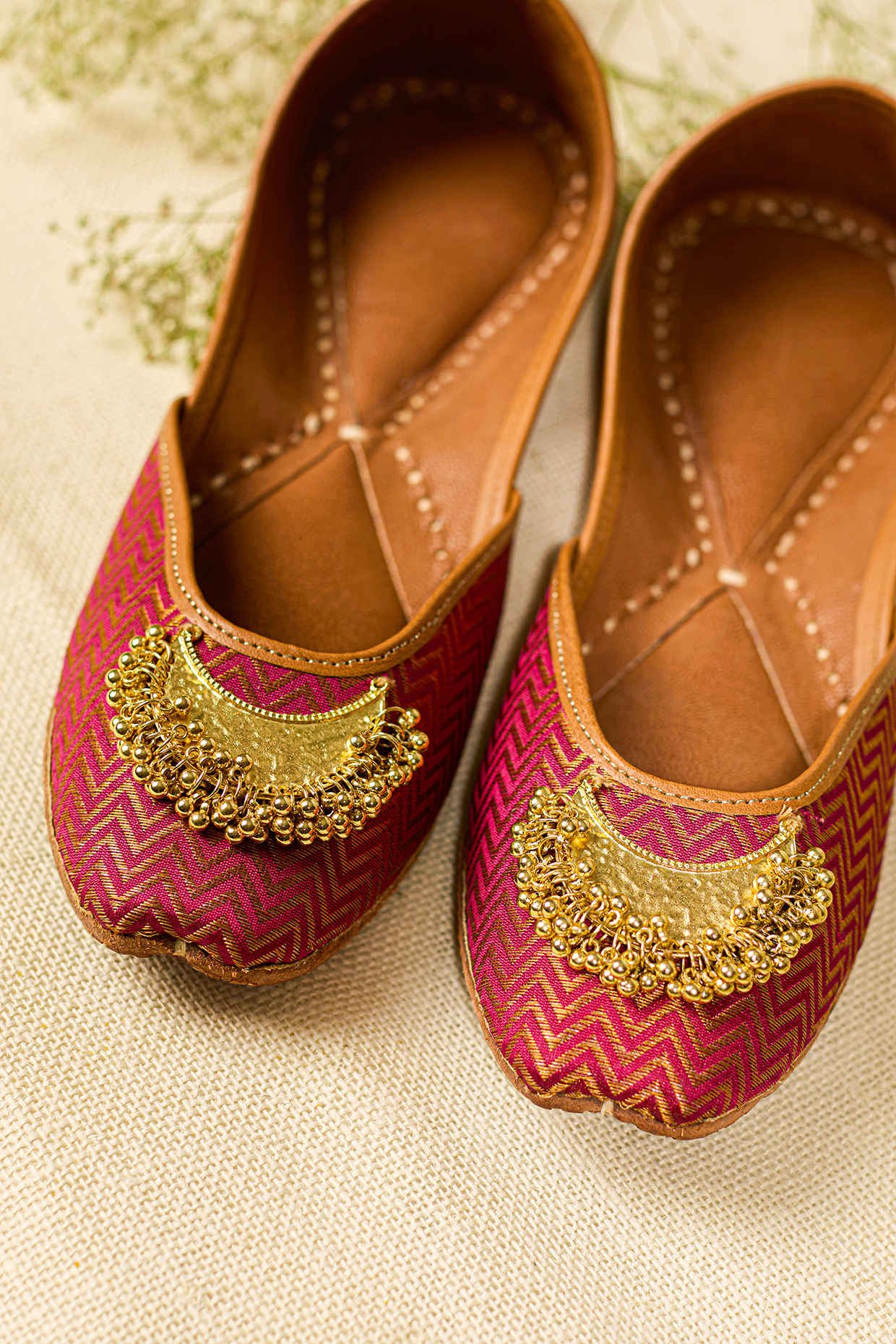 Red Leatherette Embellished Juttis by 5 Elements at Pernia's Pop Up Shop