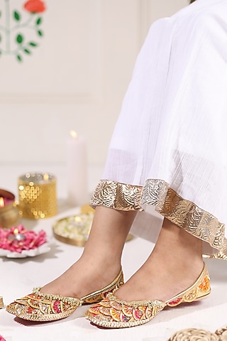 Multi-Colored Leatherette Embellished Juttis by 5 Elements