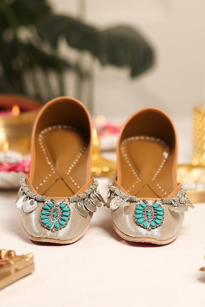 Silver Leatherette Embellished Juttis by 5 Elements at Pernia's Pop Up Shop