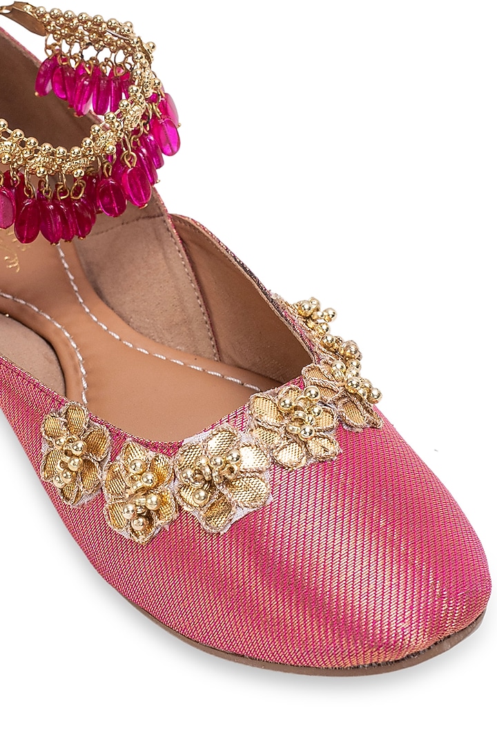 Pink Leatherette Juttis by 5 Elements at Pernia's Pop Up Shop