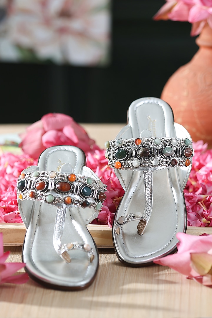 Silver Leatherette Kolhapuri Flats by 5 Elements at Pernia's Pop Up Shop