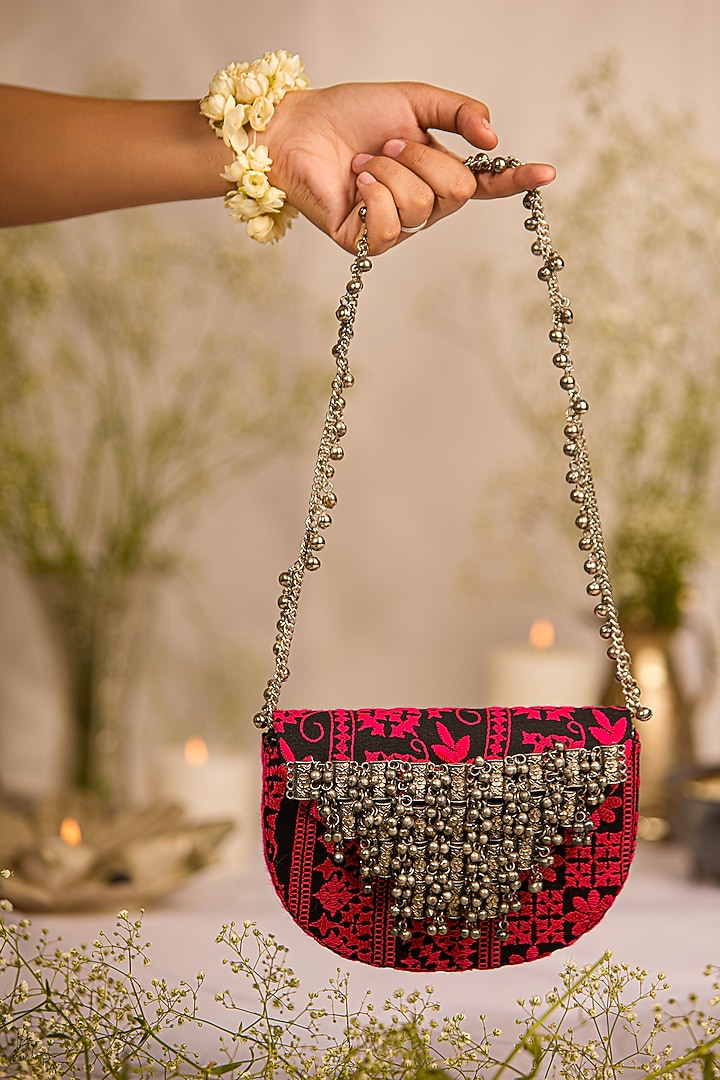 Magenta & Black Jacquard Kutchi Embroidered Sling Bag by 5 Elements at Pernia's Pop Up Shop