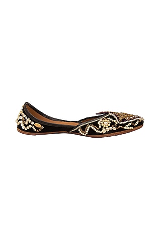 Black Embroidered Juttis by 5 Elements