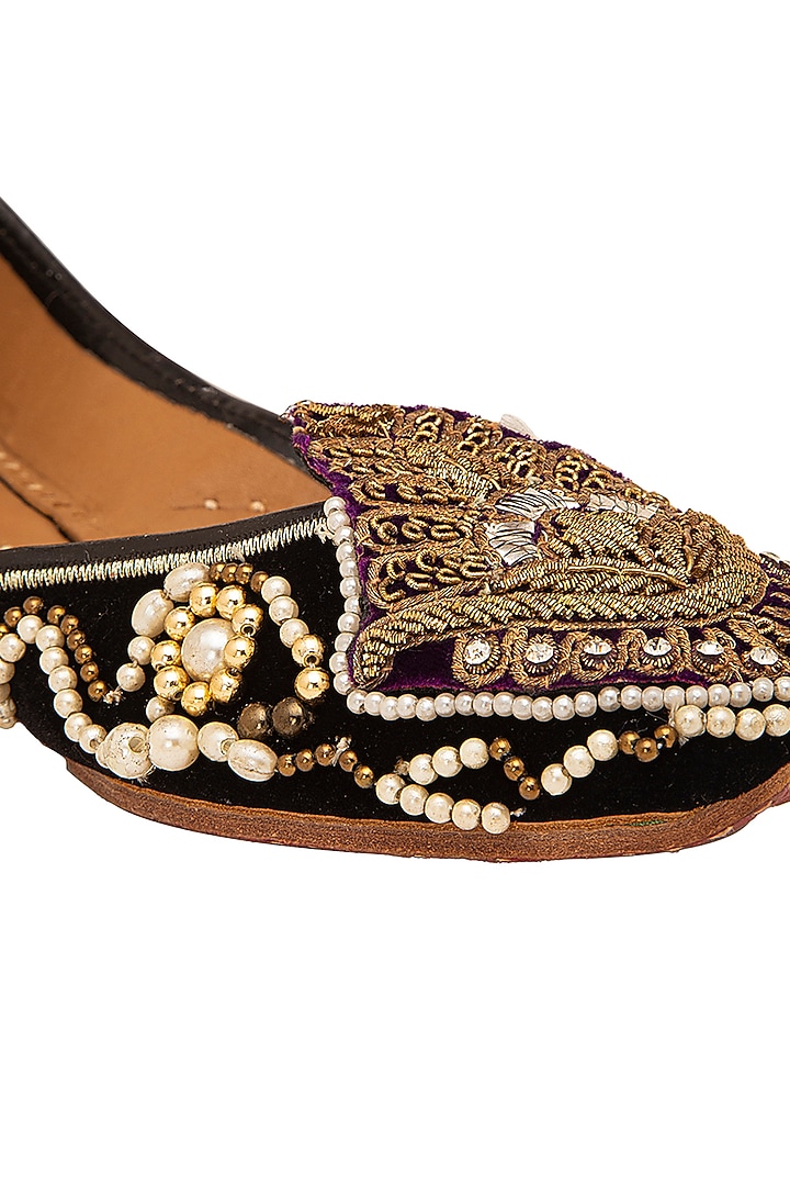 Black Embroidered Juttis by 5 Elements at Pernia's Pop Up Shop