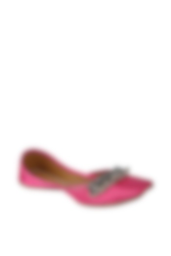 Pink Leather Juttis With Ghungroos by 5 Elements