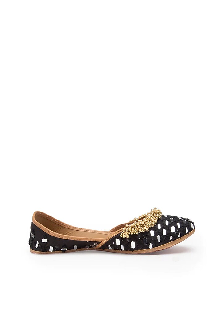 Black Mirror Embellished Juttis by 5 Elements at Pernia's Pop Up Shop