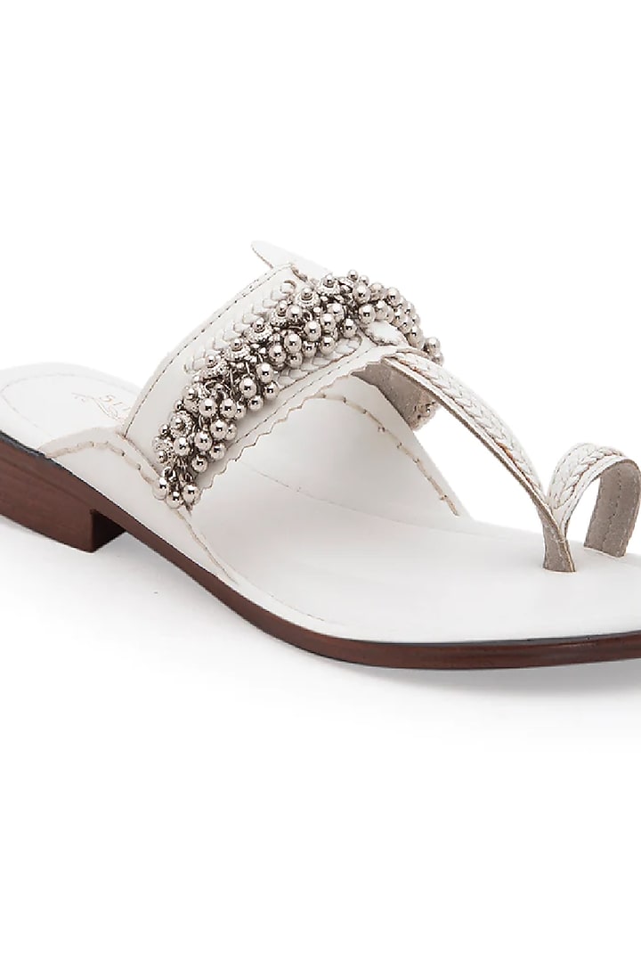White Handcrafted Kolhapuris by 5 Elements at Pernia's Pop Up Shop
