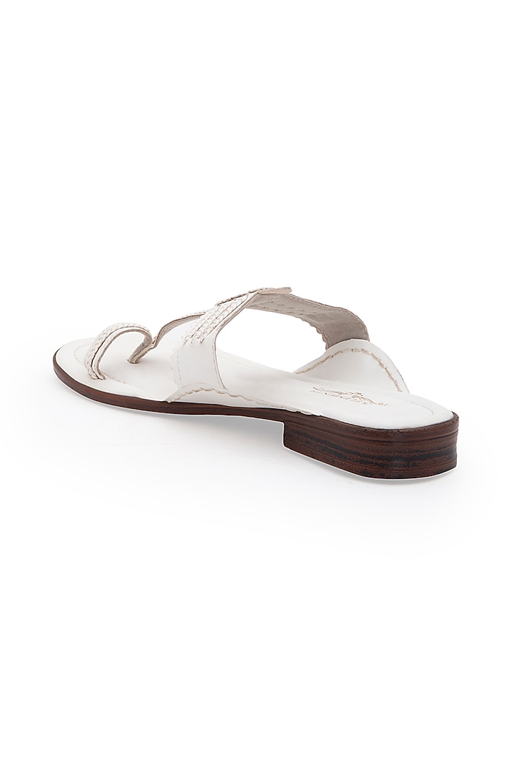White Kolhapuri Sandals by 5 Elements at Pernia's Pop Up Shop