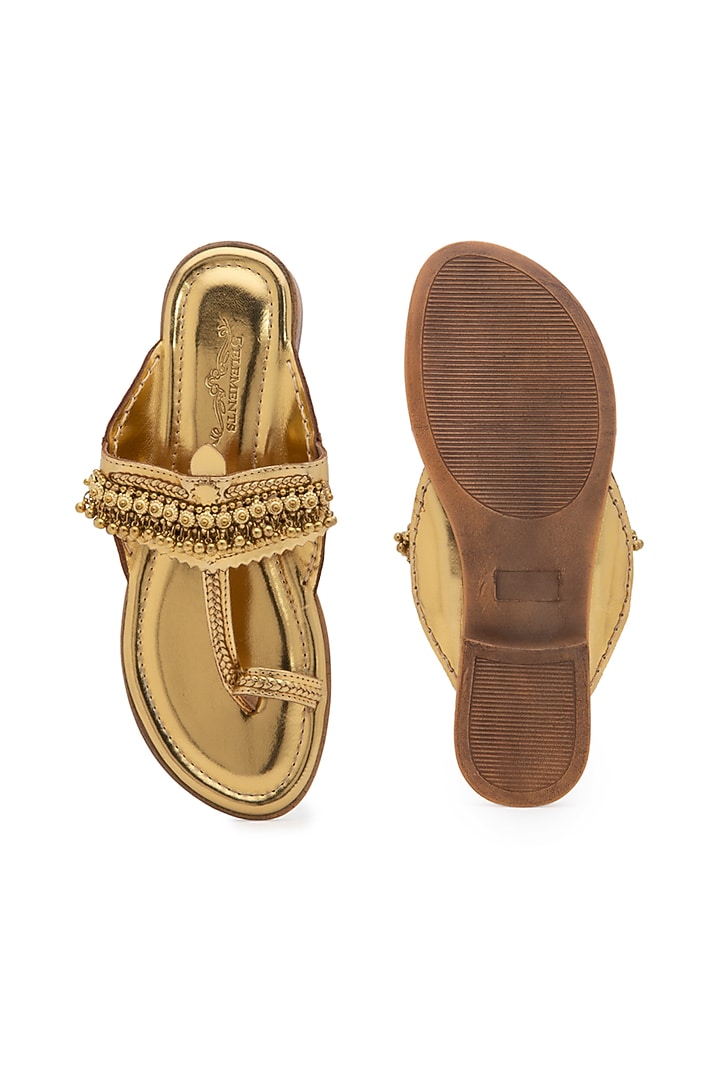 Gold Embellished Kolhapuri Sandals by 5 Elements at Pernia's Pop Up Shop