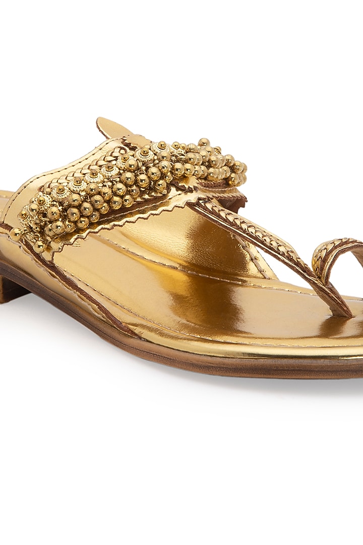 Gold Embellished Kolhapuri Sandals by 5 Elements at Pernia's Pop Up Shop