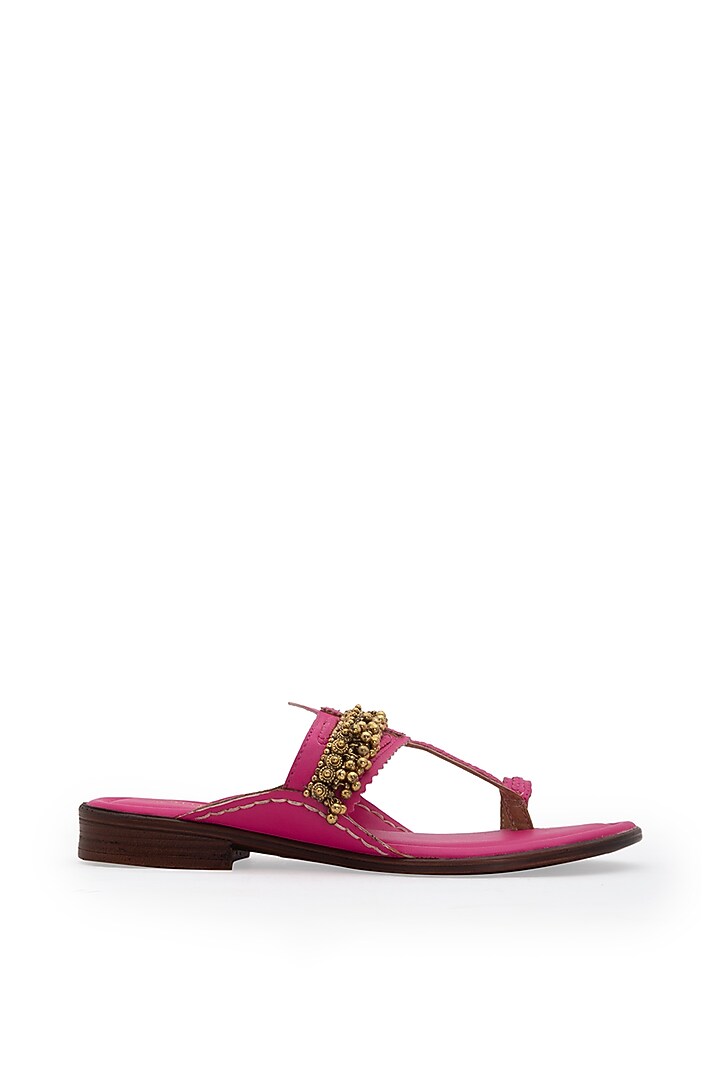 Fuchsia Embellished Handcrafted Kolhapuri Sandals by 5 Elements at Pernia's Pop Up Shop