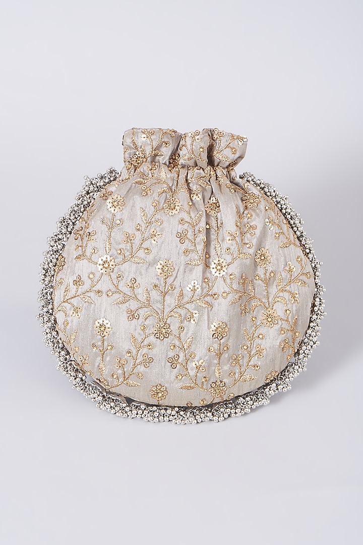 Silver Ghungroo Embellished Potli by 5 Elements at Pernia's Pop Up Shop