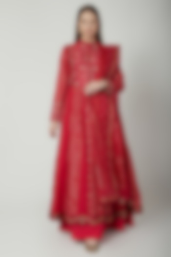 Red Embroidered Anarkali Set by 5X by Ajit Kumar