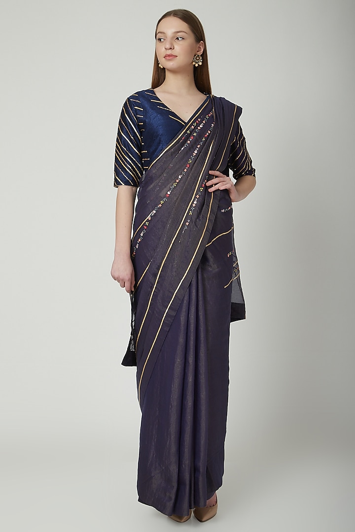 Midnight Blue Embroidered Saree Set by 5X by Ajit Kumar