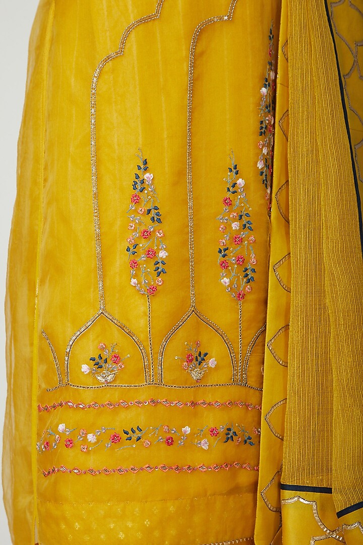 Yellow Sequins Embroidered Kurta Set by 5X by Ajit Kumar at Pernia's Pop Up Shop