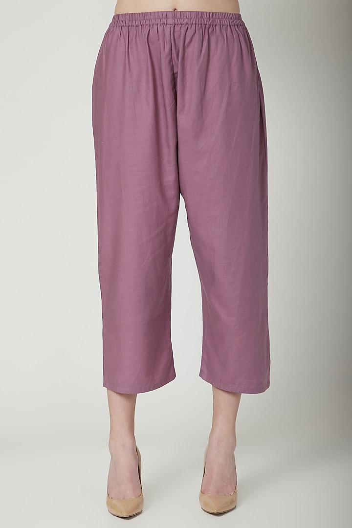 Mauve Embroidered Kurta Set by 5X By Ajit Kumar at Pernia's Pop Up Shop