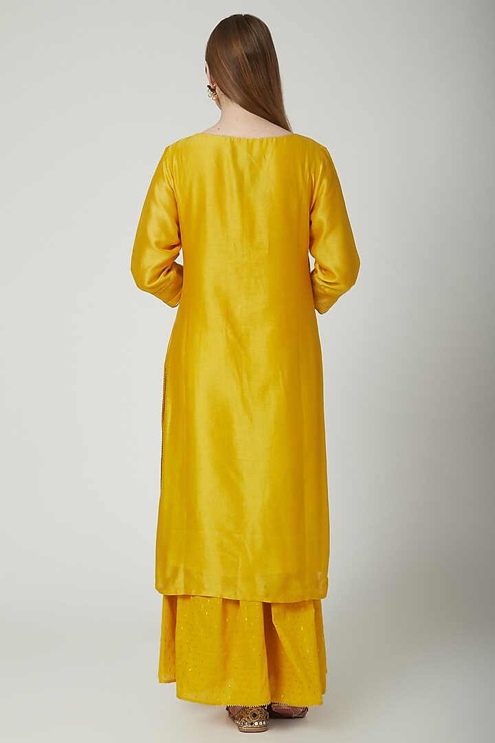 Yellow Zardosi Embroidered Kurta Set by 5X by Ajit Kumar at Pernia's Pop Up Shop