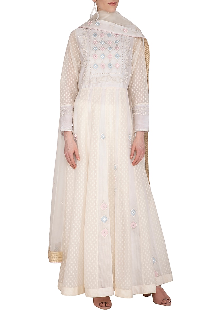 Ecru Embroidered Party Wear Anarkali Set by 5X by Ajit Kumar at Pernia's Pop Up Shop