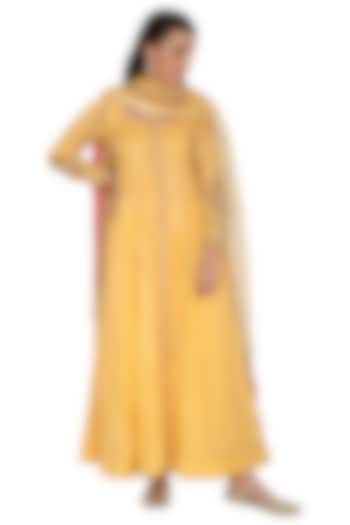 Yellow Embroidered Anarkali Set by 5X by Ajit Kumar