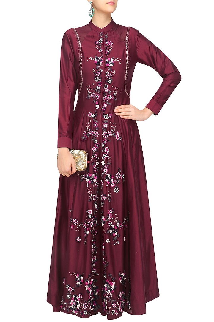 Maroon organza elongated top set available only at Pernia's Pop Up Shop.