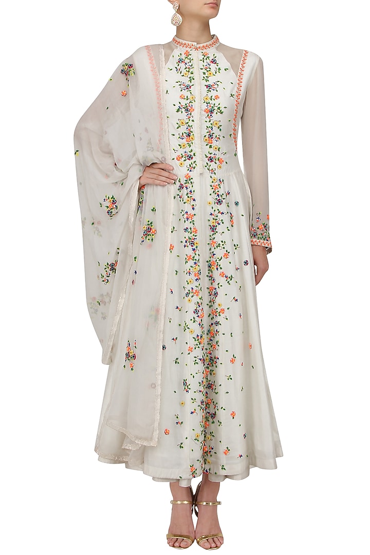 White scattered floral embroidered anarkali and skirt set available only at Pernia's Pop Up Shop.