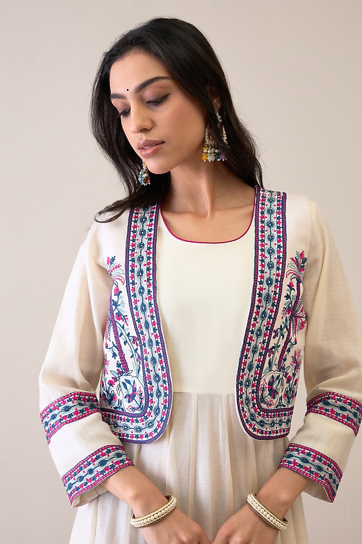 Off-White & Magenta Pure Chanderi Resham Embroidered Jacket Set by RoohbyRidhimaa at Pernia's Pop Up Shop