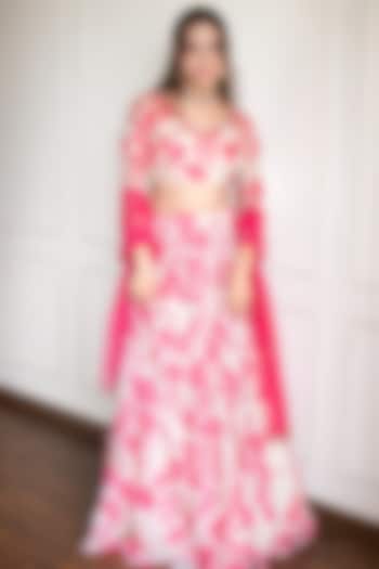 White & Pink Organza Embroidered Wedding Lehenga Set by Paulmi & Harsh at Pernia's Pop Up Shop