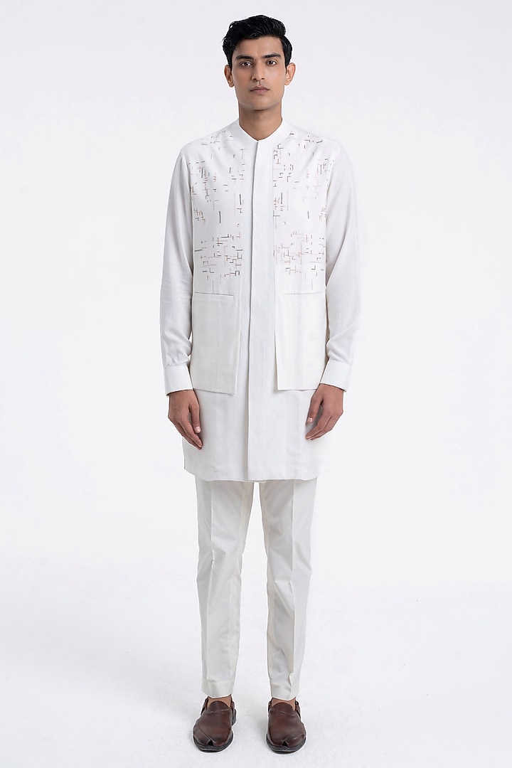Ivory Cotton Silk Thread Embroidered Kurta Set by Dhruv Vaish at Pernia's Pop Up Shop