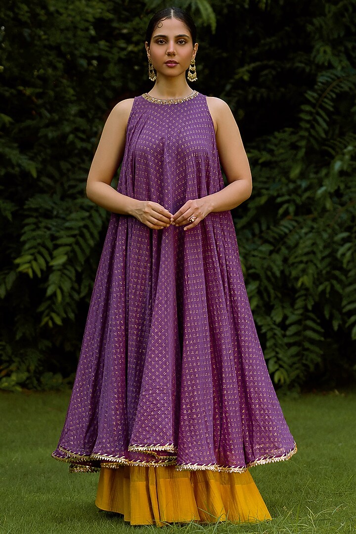 Purple Chanderi Mul Block Printed & Embroidered Tunic Set by Vashisht Guru Dutt at Pernia's Pop Up Shop