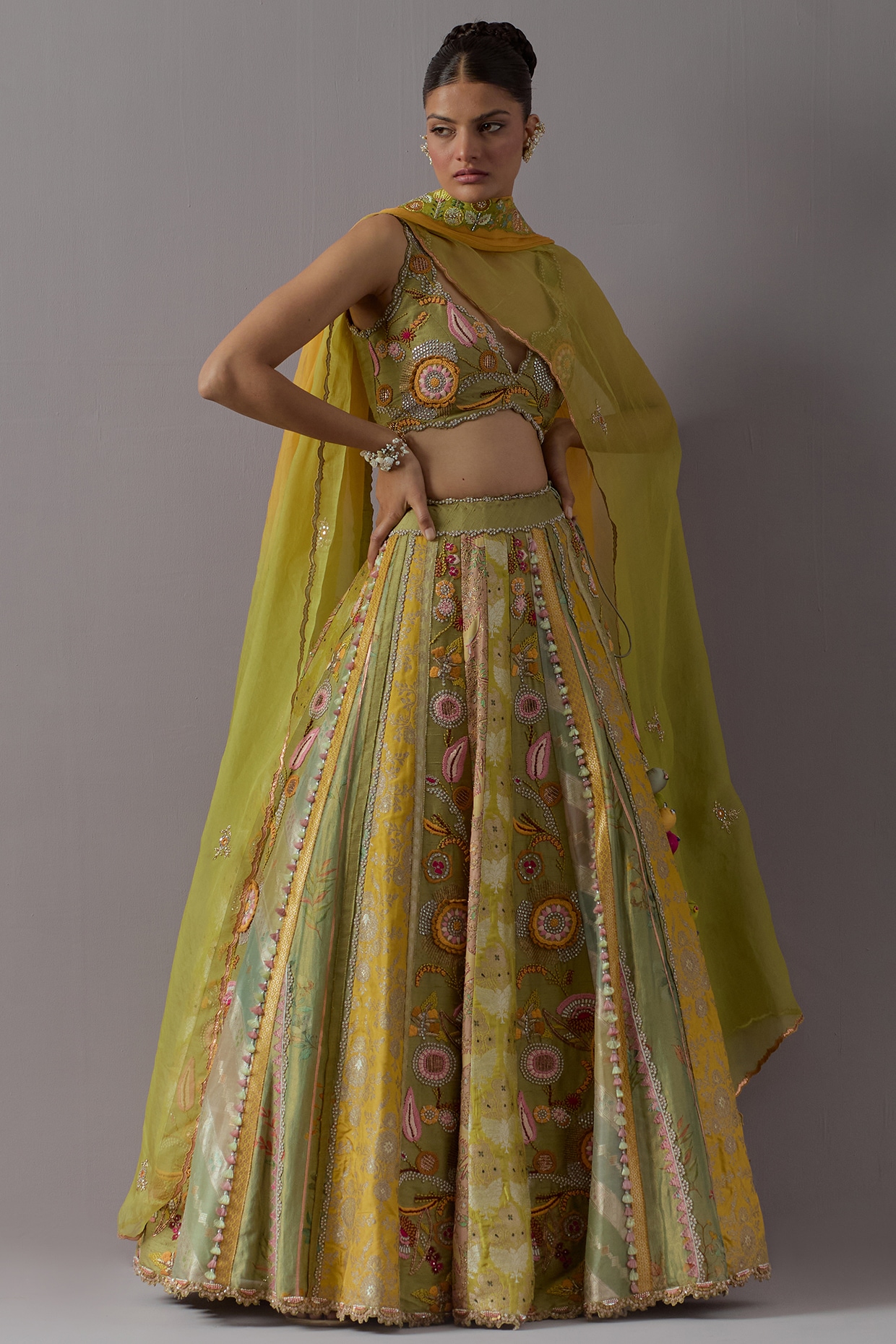 Brocade Lehengas Buy Luxury Collection of Brocade Lehenga for Women Online 2024
