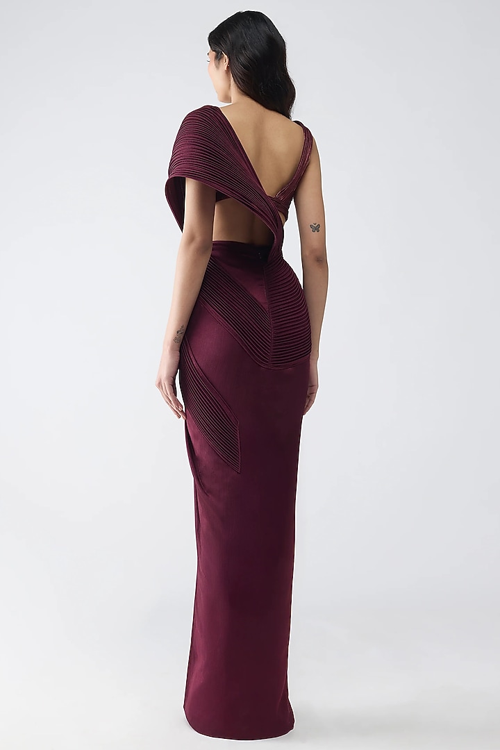 Plum Satin Chiffon Reception Saree Set by Amit Aggarwal at Pernia's Pop Up Shop