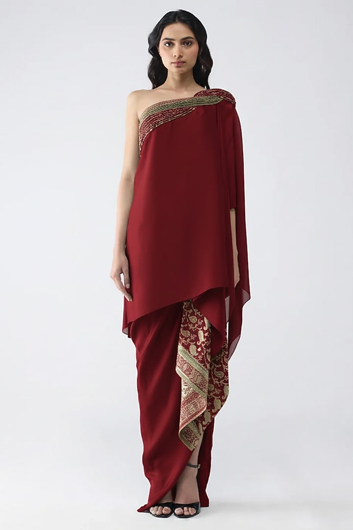 Deep Red Satin Chiffon & Banarasi Top by Amit Aggarwal at Pernia's Pop Up Shop