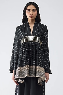 product-color-Black