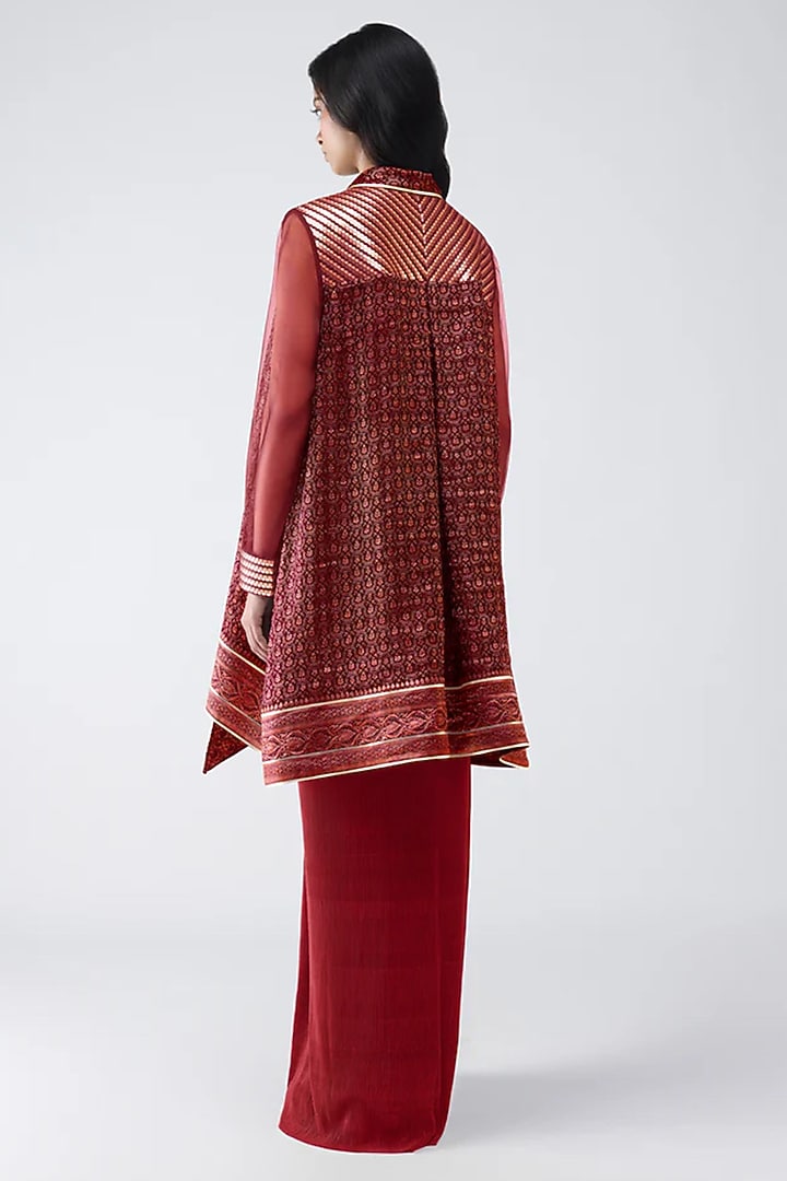Deep Red Satin Chiffon & Banarasi Skirt Set by Amit Aggarwal at Pernia's Pop Up Shop