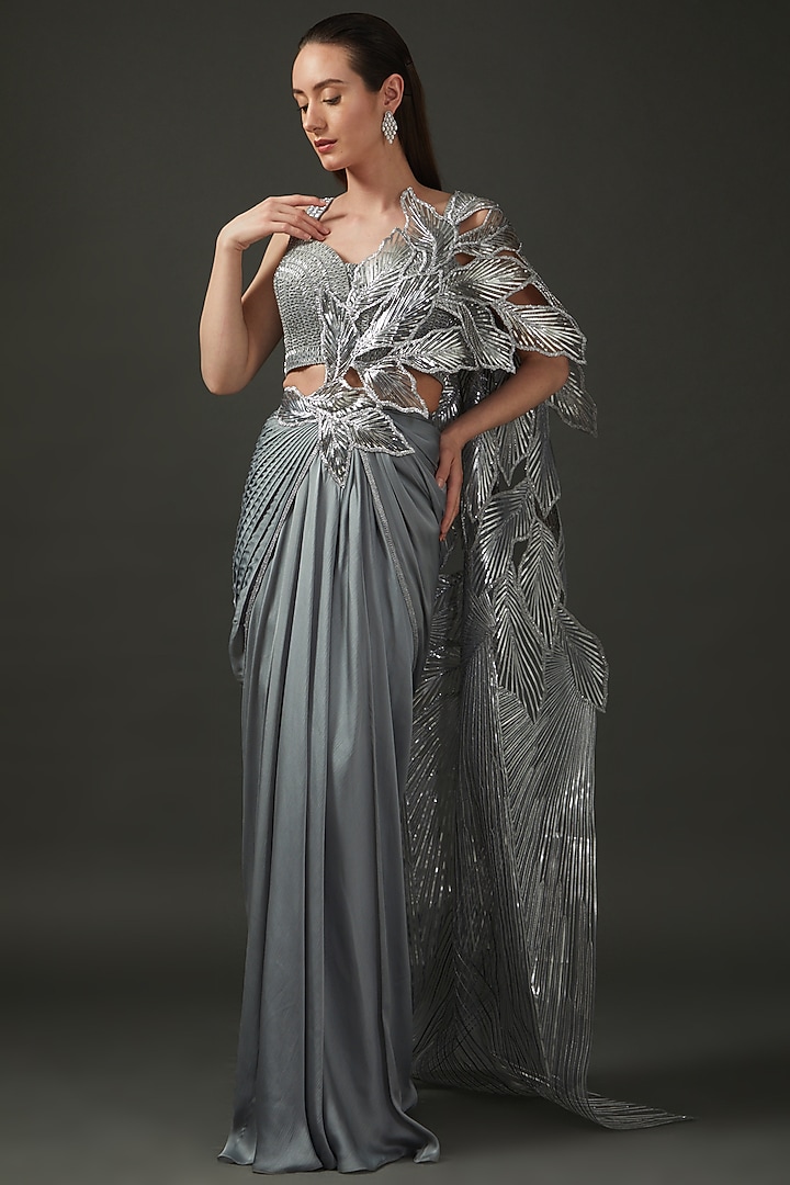 Silver Tulle Striped Pre-Stitched Bridal Saree Set by Amit Aggarwal at Pernia's Pop Up Shop