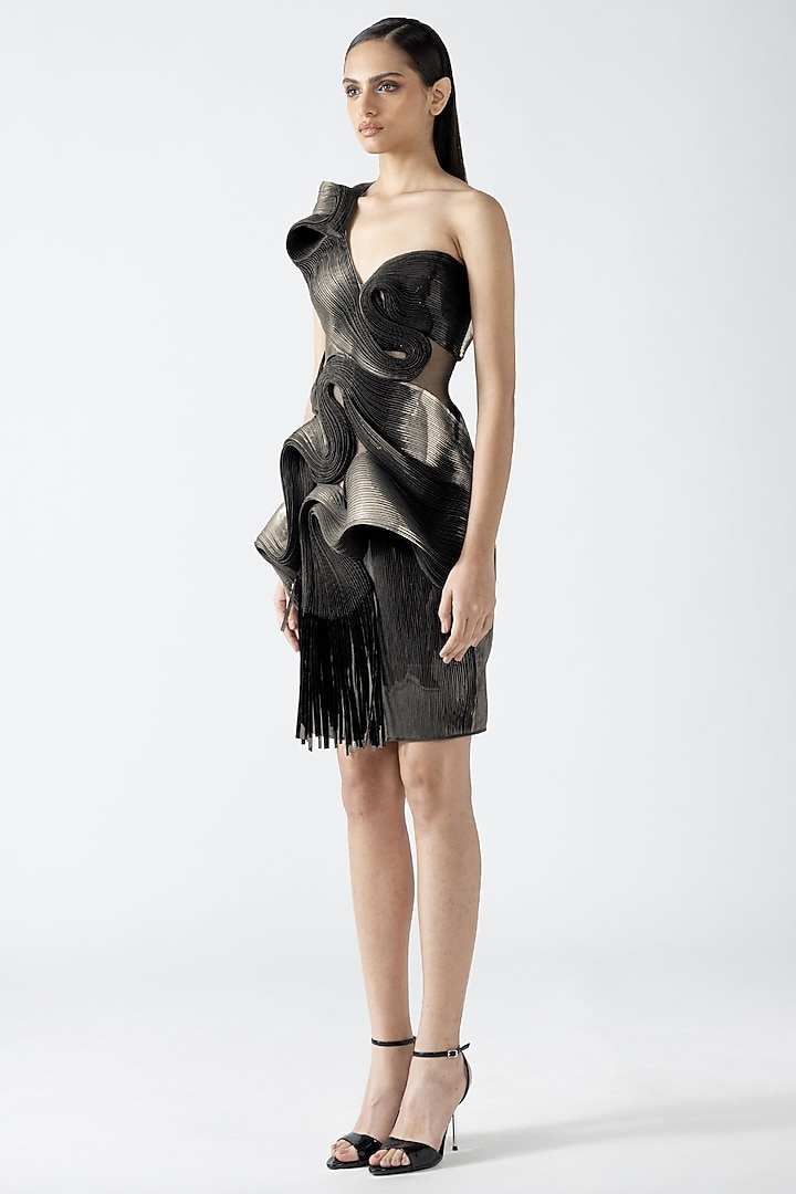 Onyx & Gold Metallic Pleated Off-Shoulder Party Wear Dress by Amit Aggarwal at Pernia's Pop Up Shop