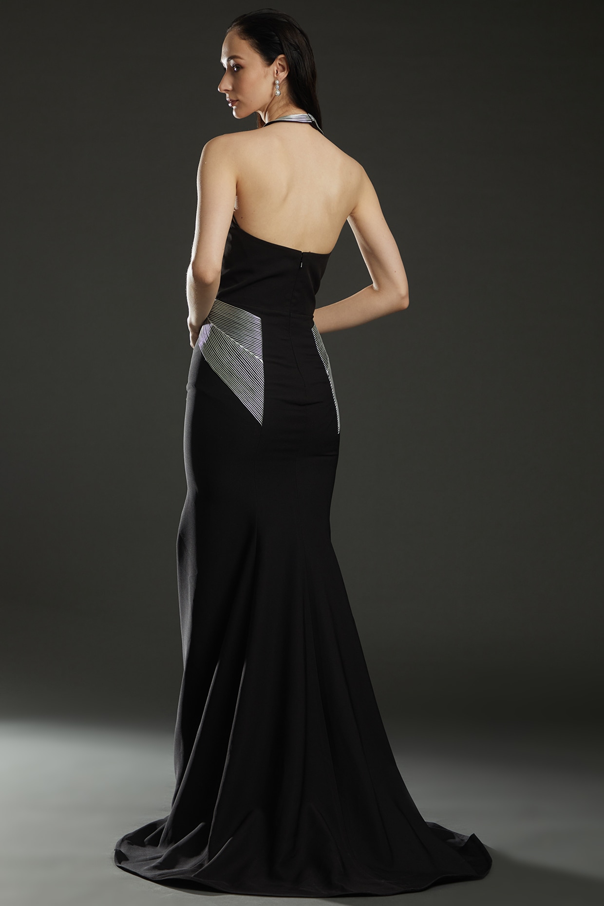 Black chiffon sale halter dress
