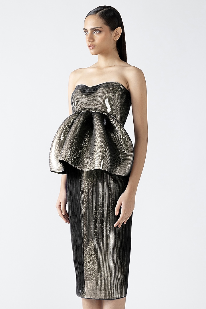 Gold Metallic Patti Moulded Peplum Top by Amit Aggarwal at Pernia's Pop Up Shop