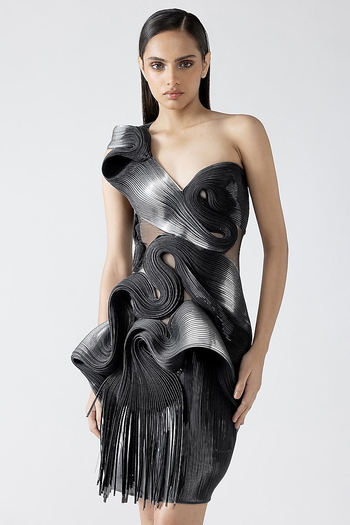 Onyx Silver Metallic Patti One-Shoulder Ruffled Party Wear Dress by Amit Aggarwal at Pernia's Pop Up Shop