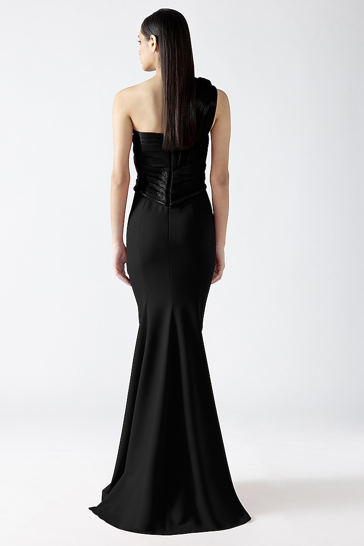 Onyx Black Banana Crepe Off-Shoulder Draped Wedding Gown by Amit Aggarwal at Pernia's Pop Up Shop