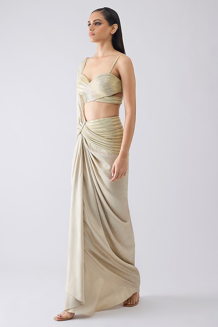 Sand-Colored Tulle & Foil Crepe Draped Reception Saree Set by Amit Aggarwal at Pernia's Pop Up Shop