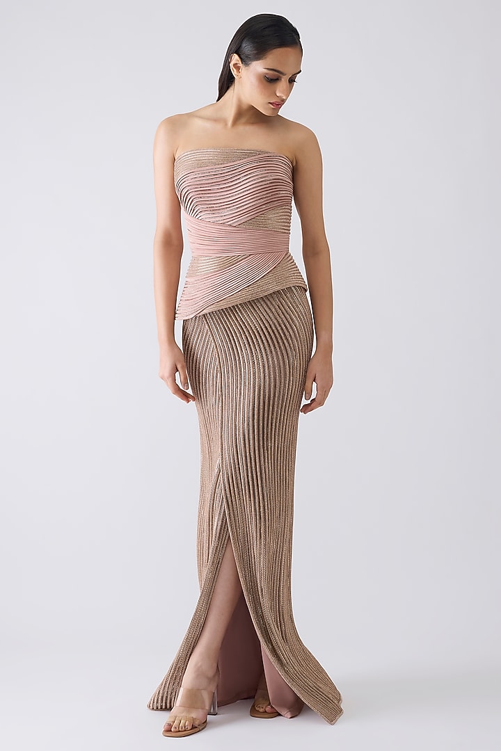 Rose-Colored Chiffon & Tulle Skirt Set by Amit Aggarwal at Pernia's Pop Up Shop
