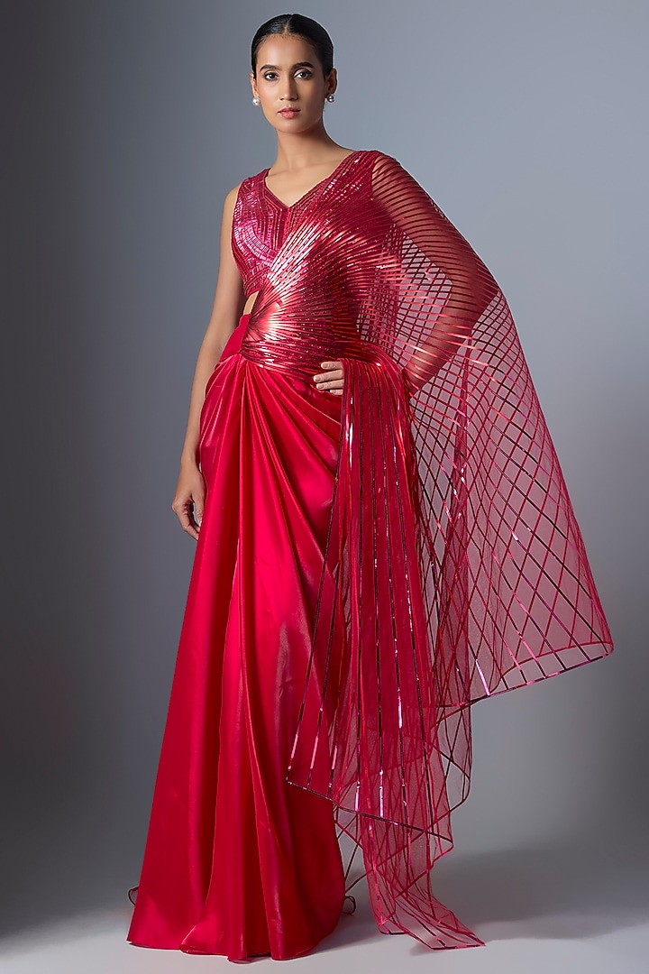 Bloom Metallic Red Glazed Organza & Tulle Winged Bridal Saree Set by Amit Aggarwal at Pernia's Pop Up Shop